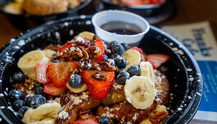 Franks Cafe Boardman Ohio restaurant breakfast french toast Franks Cafe Boardman Ohio restaurant breakfast french toast